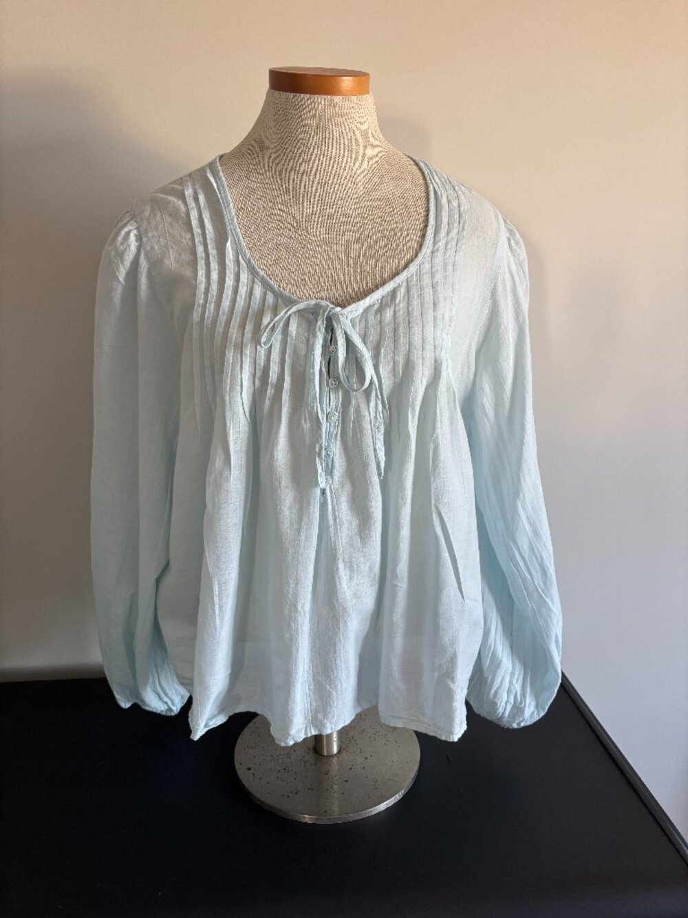 American Eagle Blouse in a Pretty Pastel Blue Colour
